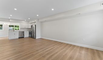 46 S Seas Ct, Barnegat, NJ 08005