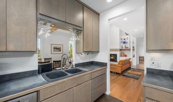 12250 Knoper Ct, Allendale, MI 49401