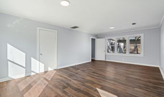 210 West St, Batesville, MS 38606
