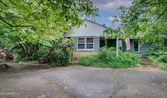 115 Browns Dock Rd, Atlantic Highlands, NJ 07716