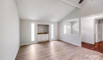 12031 Rock Canyon Dr, Charlotte, NC 28226