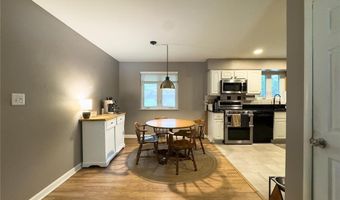2035 Valmont Dr, Arnold, MO 63010