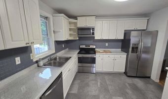 71 Venus Ave, Burlington, VT 05408