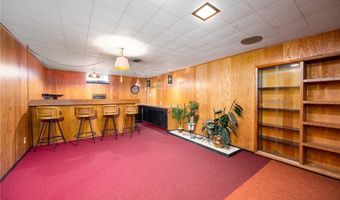 364 Mowbray Rd, Akron, OH 44333