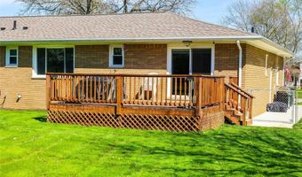 8580 Fox Hollow Dr, Broadview Heights, OH 44147