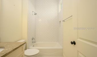 8 Crossbow Rd, Bluffton, SC 29910