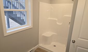 67 Paradise Dr, Brooklyn, CT 06234