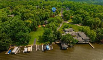 9704 Captains Dr, Algonquin, IL 60102