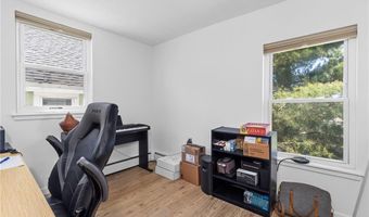 21 Watson St, Central Falls, RI 02863