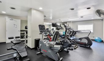 5300 COLUMBIA Pike 904, Arlington, VA 22204
