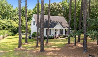 918 Circle Dr, Angier, NC 27501