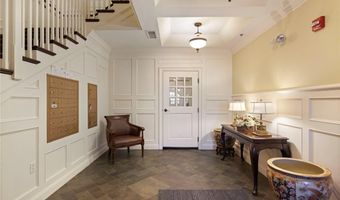 109 Vistas Ct 109, East Greenwich, RI 02818