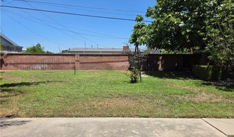 900 S Calico Cir, Anaheim, CA 92804