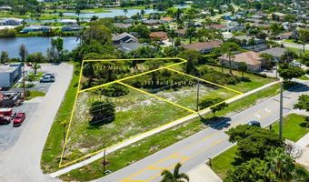 1127 MARCO LAKE Dr, Marco Island, FL 34145