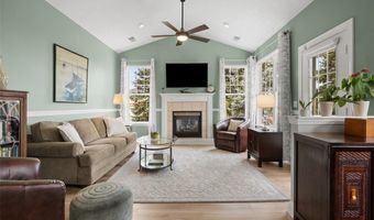 226 Adams Pointe Blvd 1, Adams Twp., PA 16046