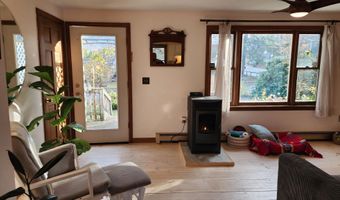 595 High St, Bath, ME 04530