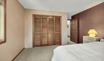 185 Almond St, Ashland, OR 97520