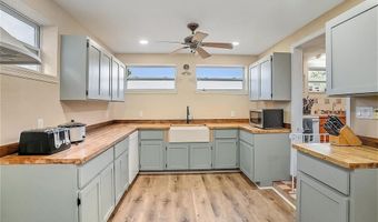 1720 SW 22nd Pl, Bell, FL 32619