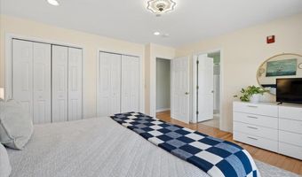 14 Abbey Rd, Brentwood, NH 03833