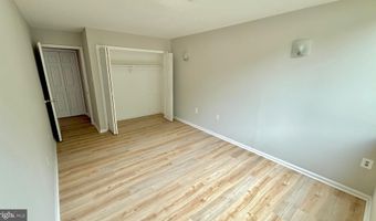 4360 IVYMOUNT Ct 28, Annandale, VA 22003