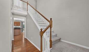 392 Sedgewood Ln, Ann Arbor, MI 48103