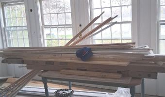 1519 S Lakeshore Dr, Albion, IN 46701