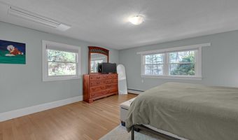 3 Santom St, Auburn, MA 01501