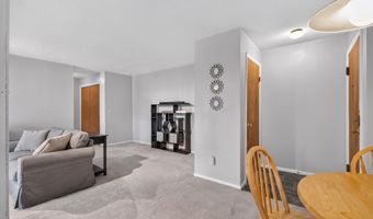 14 Riverview Dr 14, Bridgeport, CT 06604
