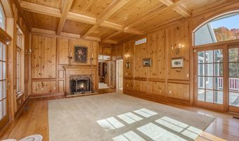 7540 Alaska Rdg SE, Alto, MI 49302