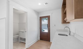179 32nd St, Avalon, NJ 08202
