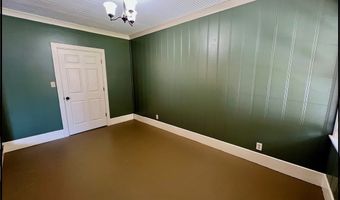 202 Bates St, Batesville, MS 38606