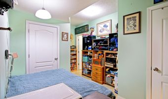 160 Redwood Dr, Bardstown, KY 40004