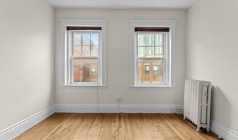 35 Queensberry 22, Boston, MA 02215