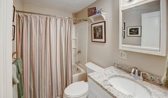 35 Swanson Ct 32D, Boxborough, MA 01719