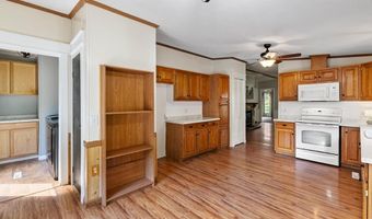 203 Edgewood St, Ballard, WV 24918