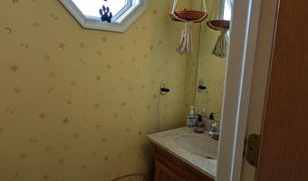 241 FLINT HILL Rd, Alburtis, PA 18011