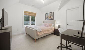 43 Oak Ridge Dr, Avon, CT 06001
