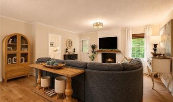578 EastWood Dr, Asheboro, NC 27205