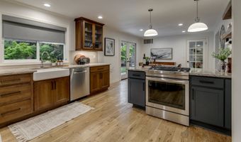 7230 SW SORRENTO Rd, Beaverton, OR 97008