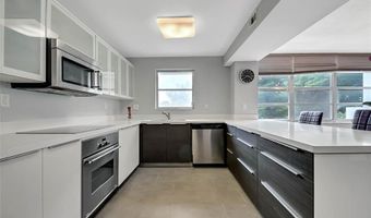 2780 NE 183rd St 201, Aventura, FL 33160