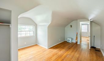 304 Don Ln, Delhi, OH 45238