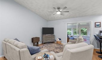 4 Hunters Run, North Providence, RI 02904