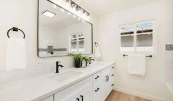 9484-86 La Cuesta Dr, La Mesa, CA 91941