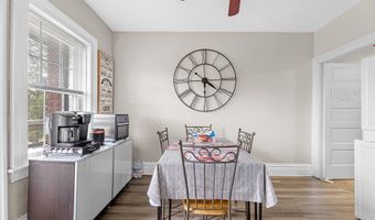 203 Glamorgan St, Alliance, OH 44601