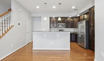 42143 PIEBALD Sq, Aldie, VA 20105