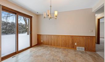 2405 N ERB St, Appleton, WI 54911