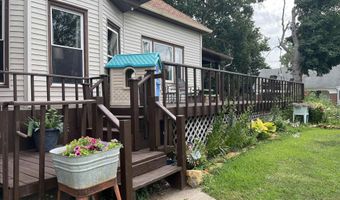 521 S 2nd St, Albia, IA 52531