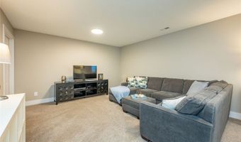 2204 SW Westwood St, Ankeny, IA 50023