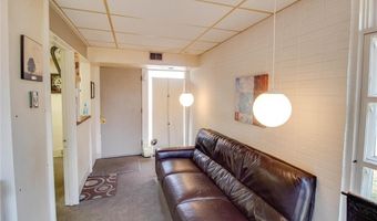 2201 State St, Alton, IL 62002