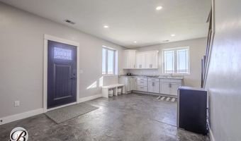 8877 Week Creek Rd, Casper, WY 82609